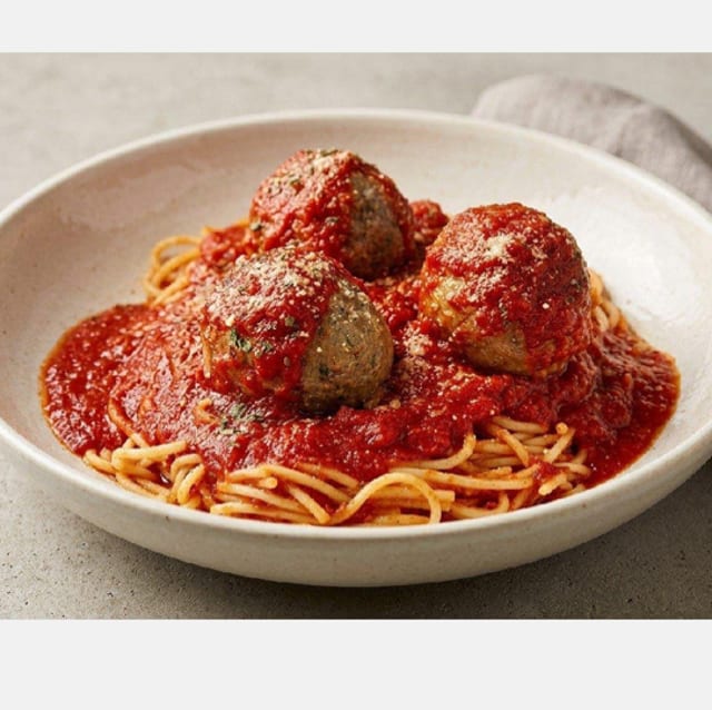 Spaghetti & Meatballs or Sausage.