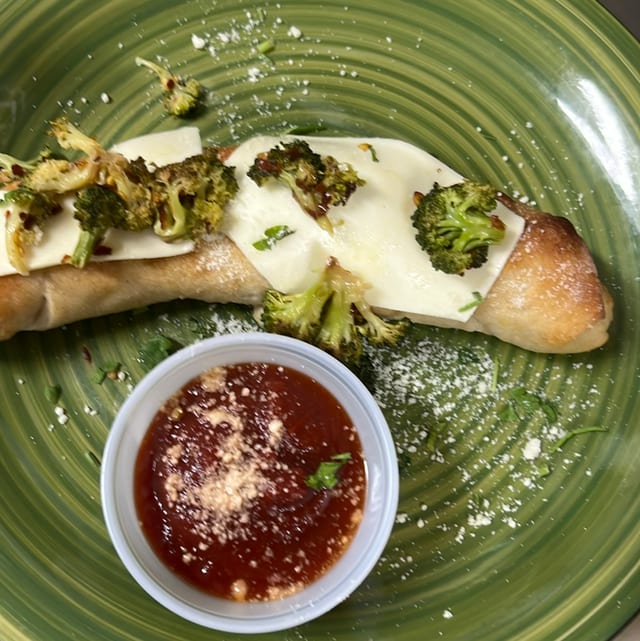 Broccoli with Ricotta & Mozzarella Roll.